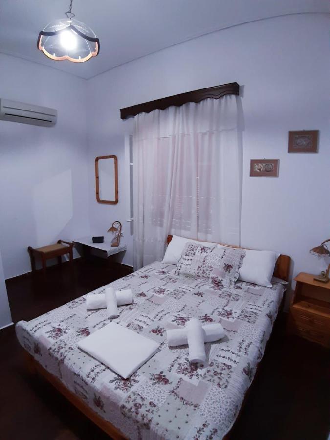 Traditional House Alepis In Areopolis Extérieur photo