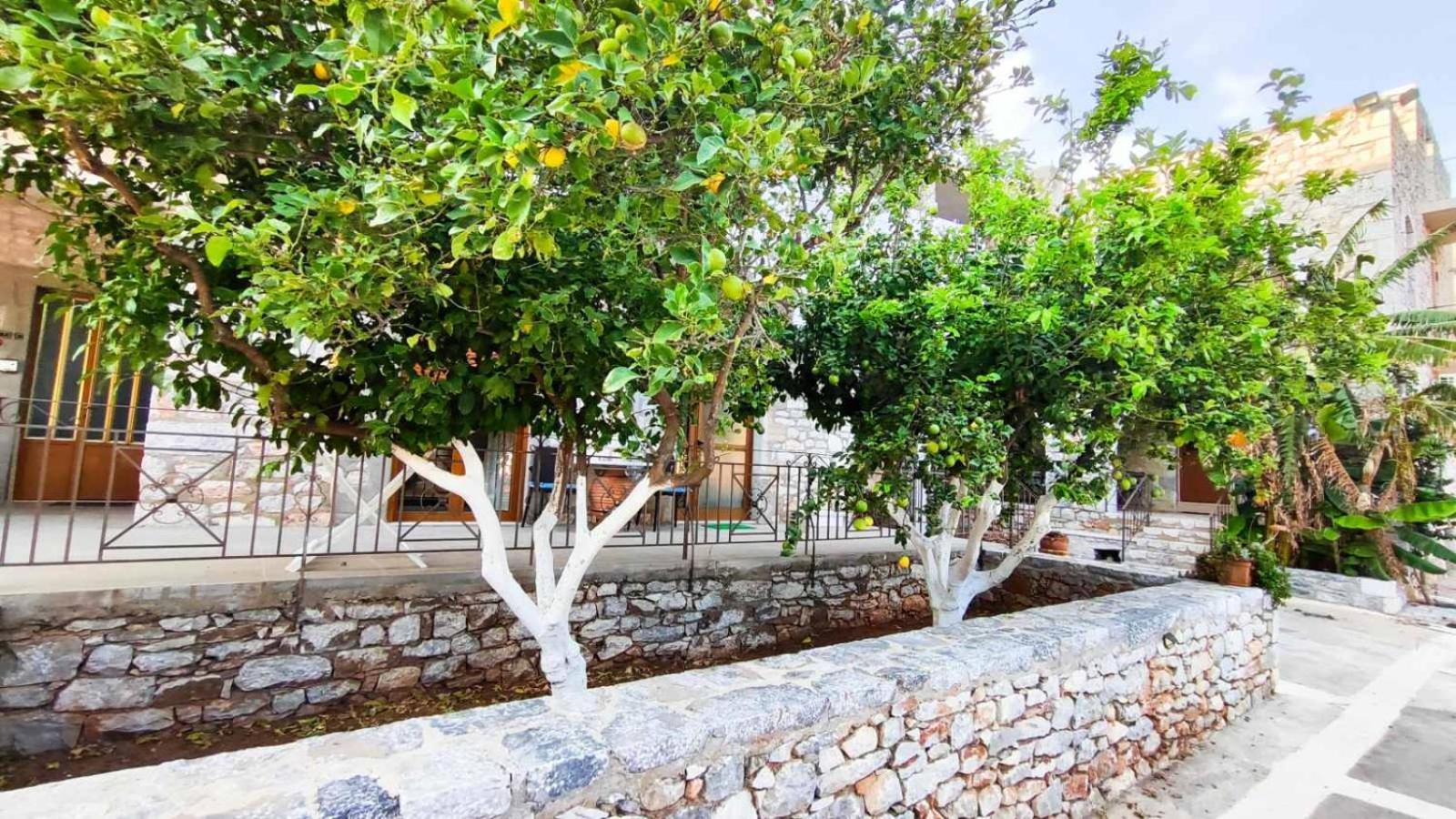 Traditional House Alepis In Areopolis Extérieur photo