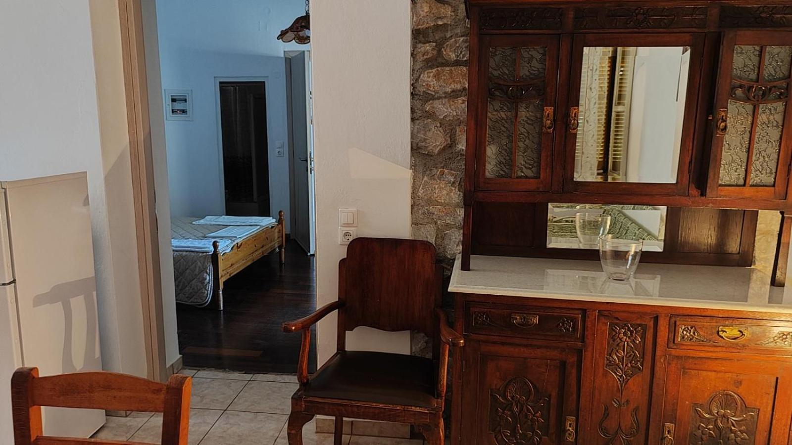 Traditional House Alepis In Areopolis Extérieur photo